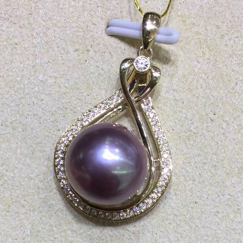 Bright Purple Edison Freshwater Pearl Pendant Cypto-OS