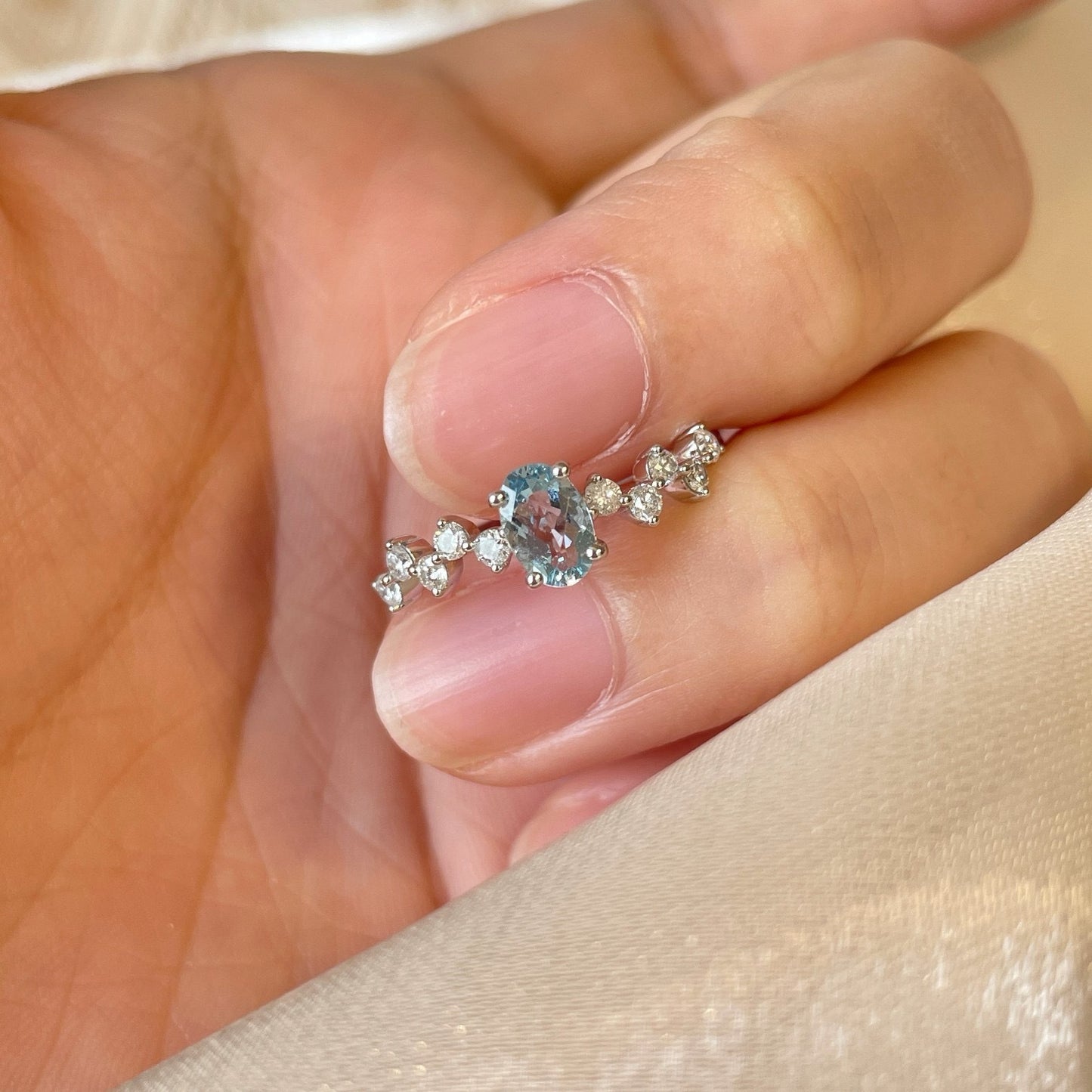 Women's Fashion Aquamarine Diamond Ring Cypto-OS